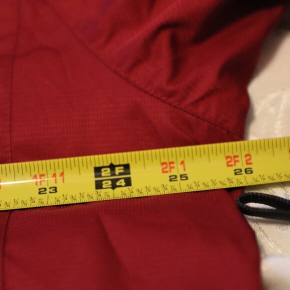 Men's Chaps Burgundy Golf Wind Shirt Removable Sleeves Large - Picture 8 of 15